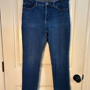 Lee Women's Jeans Slim Fit, Straight Leg , Mid-Rise Blue Denim, 10 Medium